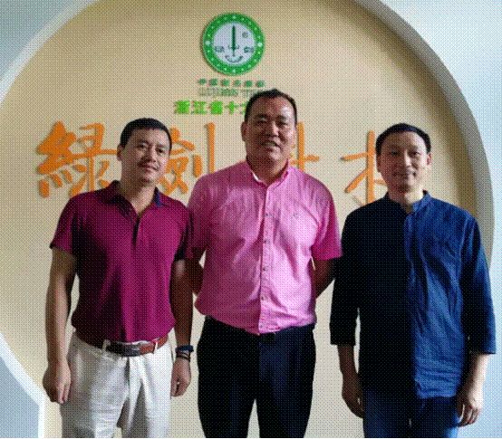 http://hcjh.hncu.net/__local/1/4A/9E/447F7AED5FEBA8060431D40E759_45418636_1133AA.png